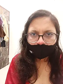 Mahira_sharma01's cam snapshot