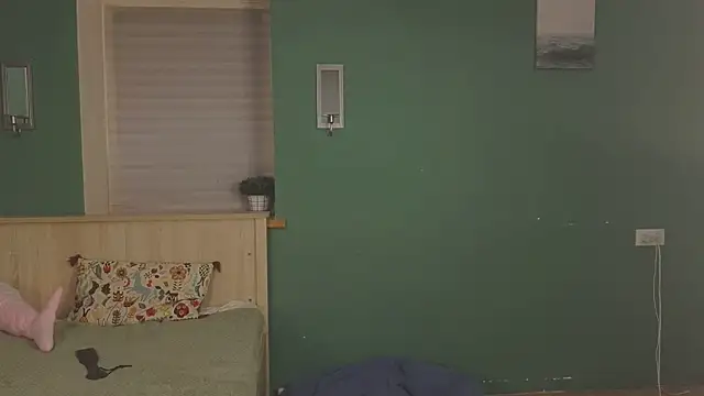 too_sexxxy's cam snapshot