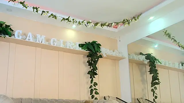 flavia_cruz's cam snapshot