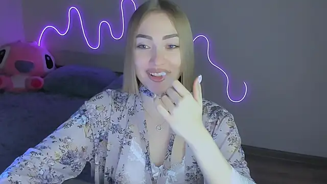 LaraKrein_lk's cam snapshot