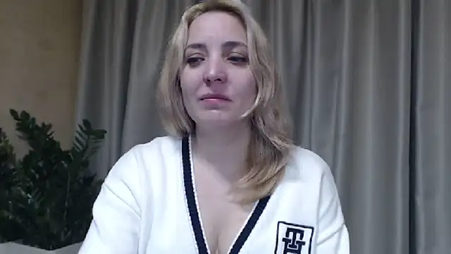 sweetpussy's cam snapshot