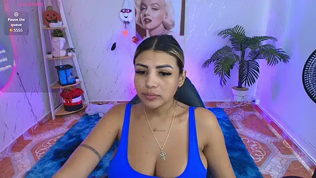 SALOOMEE__'s cam snapshot