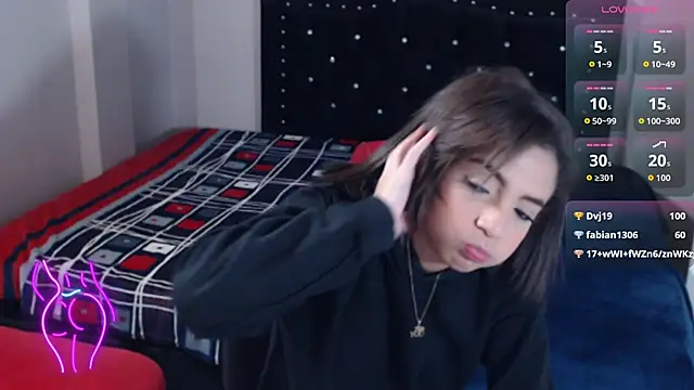 Coraline_Playful's cam snapshot