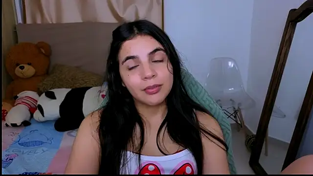 _elenna's cam snapshot