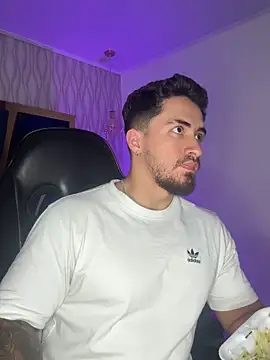 Brad_Summer's cam snapshot