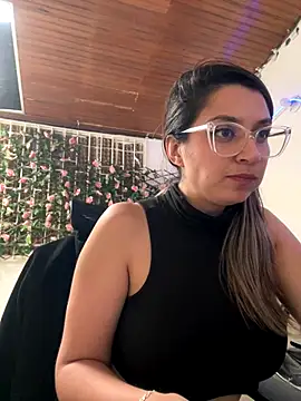 Isabella_Varella's cam snapshot