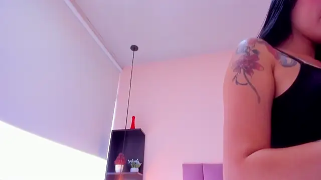 violet_myerrs's cam snapshot