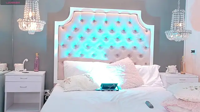 VioletBlaze's cam snapshot