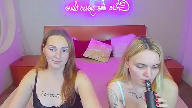 MagicEyess live sex cam