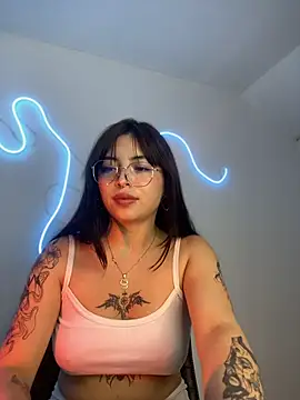 Valu_euphoria's cam snapshot