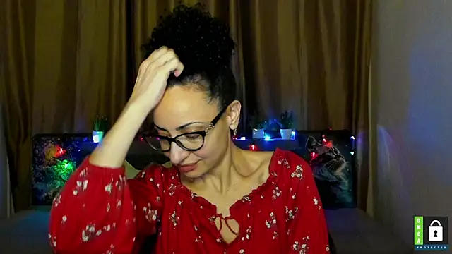 Arianasweety23's cam snapshot