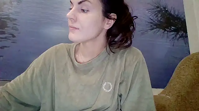 AliceTailor's cam snapshot