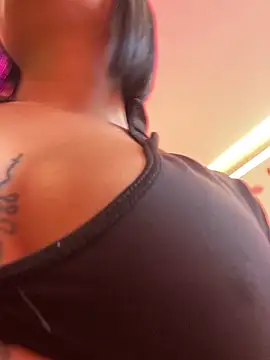 AlannaEvons live sex cam