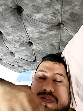 santi_hothot live sex cam