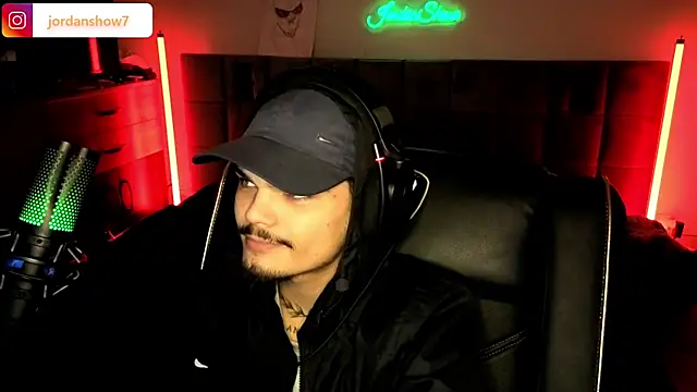 JordanShow live sex cam