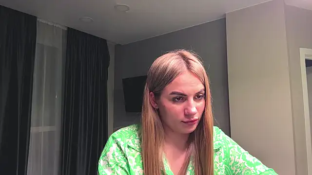 ShirlStyer's cam snapshot