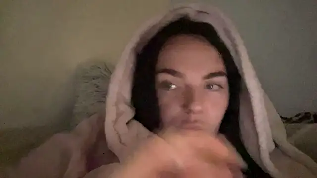 YorkshireGirly's cam snapshot