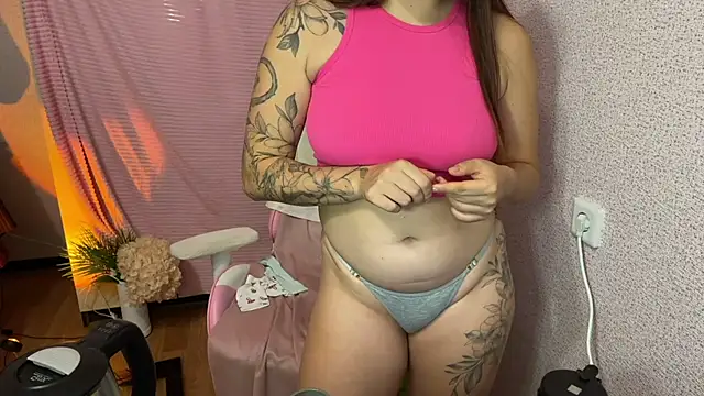 Katrin__kiss's cam snapshot