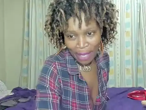 AfricanSquirtingQueen's cam snapshot