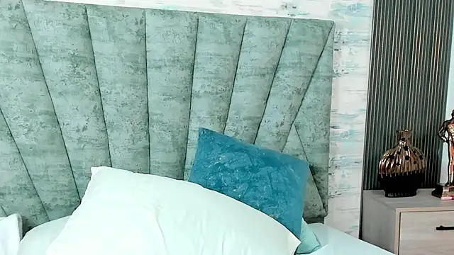 ShanelEvans's cam snapshot