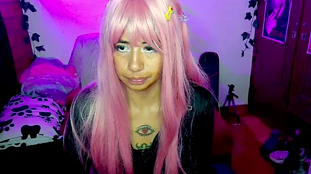 Roxanbunny1's web cam