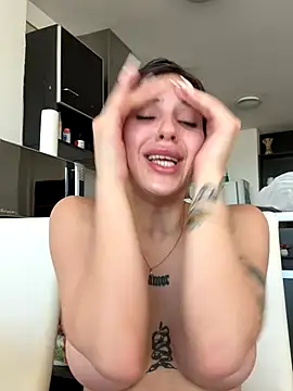 Lolykush's cam snapshot