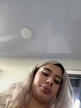 YouCandiSumisa's cam snapshot