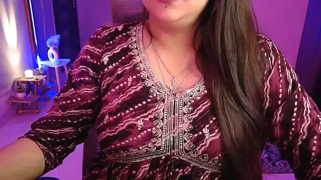 Mitikaa live sex cam