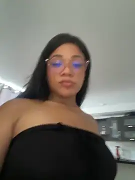 ashley_Tompson1's cam snapshot