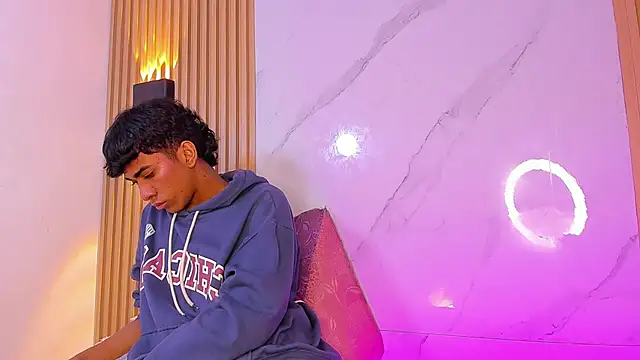 Ethan_thouse live sex cam