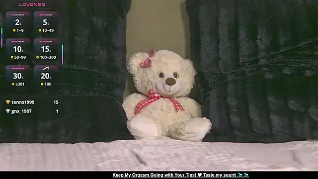 AishaHummer's cam snapshot