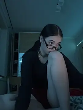 KaroSweet69 live sex cam