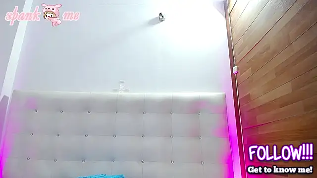 horny-juliette's cam snapshot