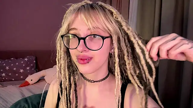 Milkmoriee's cam snapshot