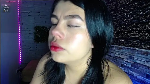 emma_petit07's cam snapshot