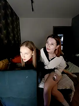 caressyourself's cam snapshot