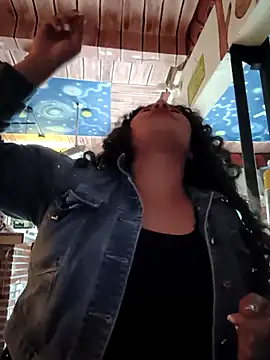 Yaya_watson's cam snapshot