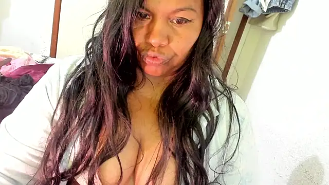 ebonycamelia live sex cam
