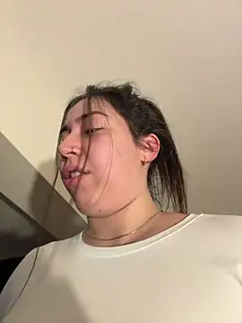 KimArts's cam snapshot