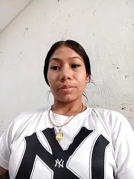 Rous-squir live sex cam