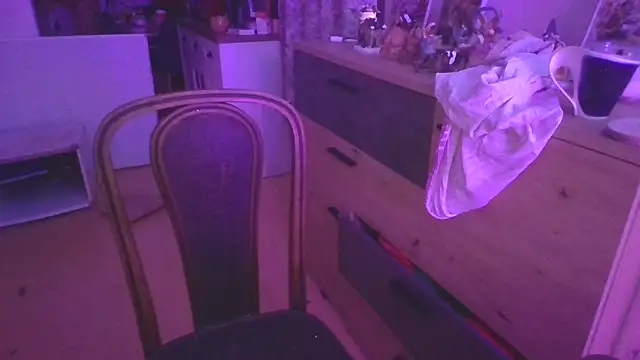 Meliss_Official9's cam snapshot