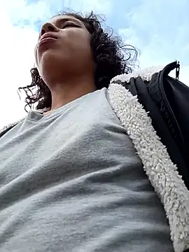 H_hiana's cam snapshot