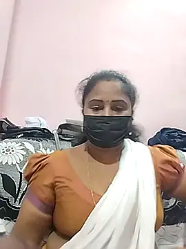 Tamil_devagi's cam snapshot