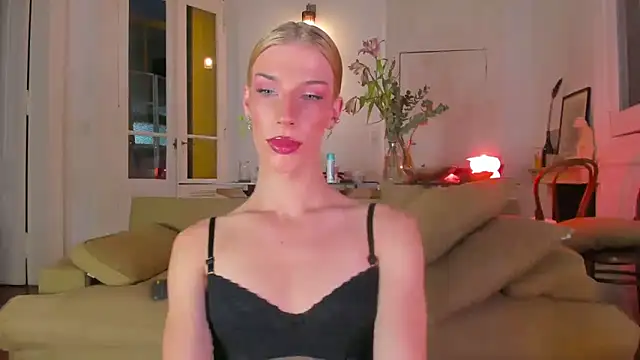 AliceSnowCatt live sex cam