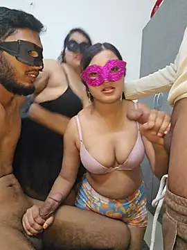 Awesomelusty live sex cam