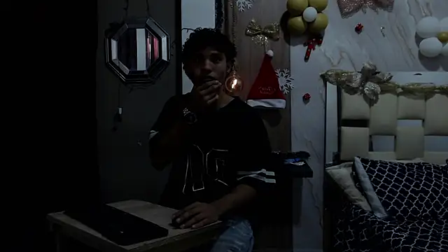 kim_curlyy's cam snapshot