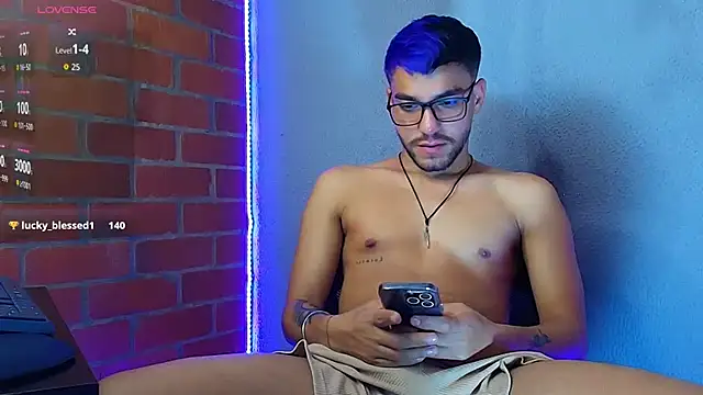 Leandro_valenzuela's cam snapshot