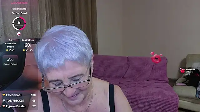 Sandra_Snowflake's cam snapshot