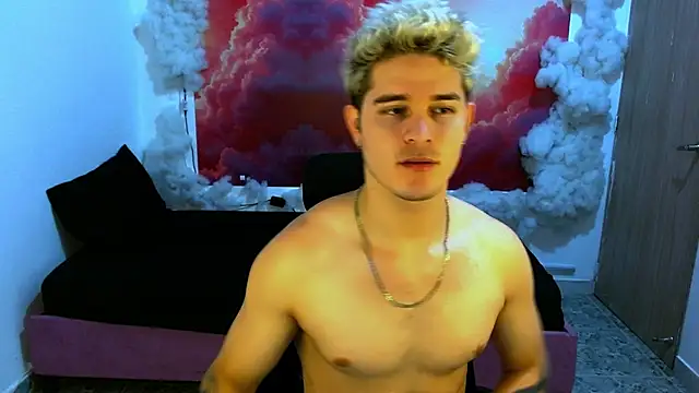 AlexPiersss's cam snapshot