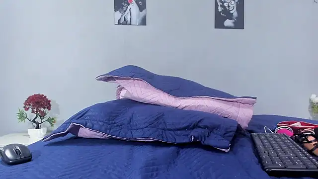 sexynova_93's cam snapshot